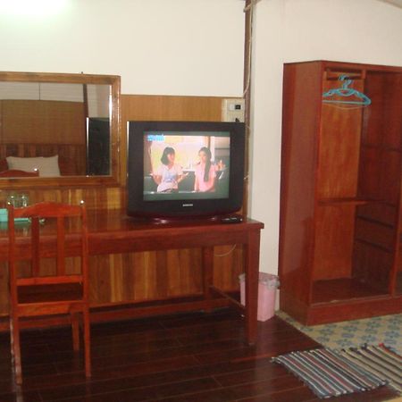 Champa Hotel Pakse Esterno foto
