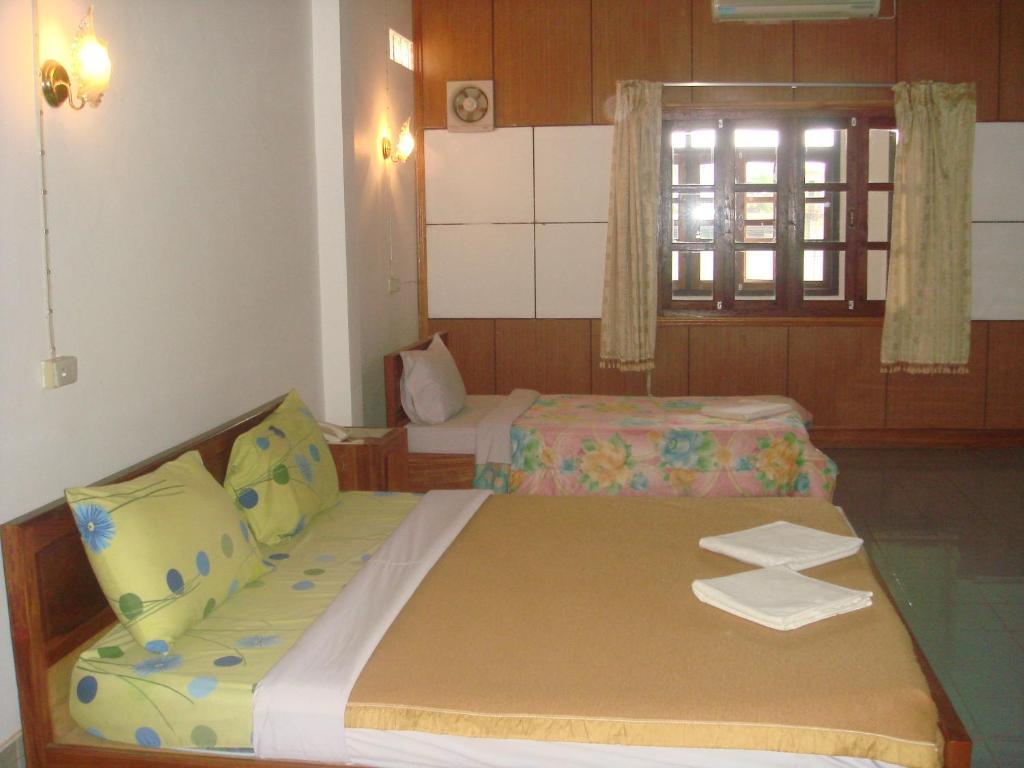 Champa Hotel Pakse Esterno foto