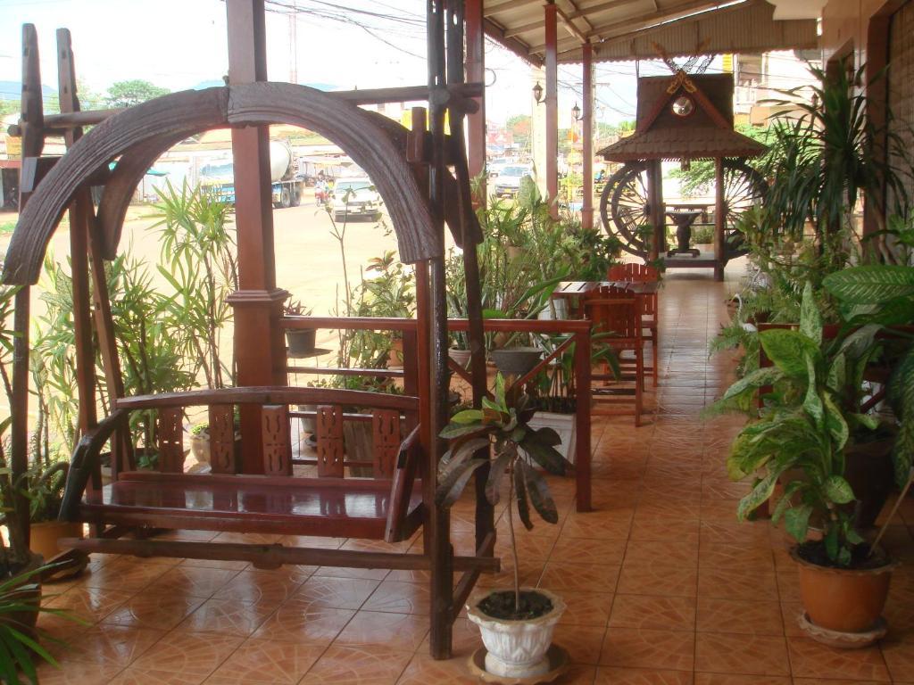 Champa Hotel Pakse Esterno foto
