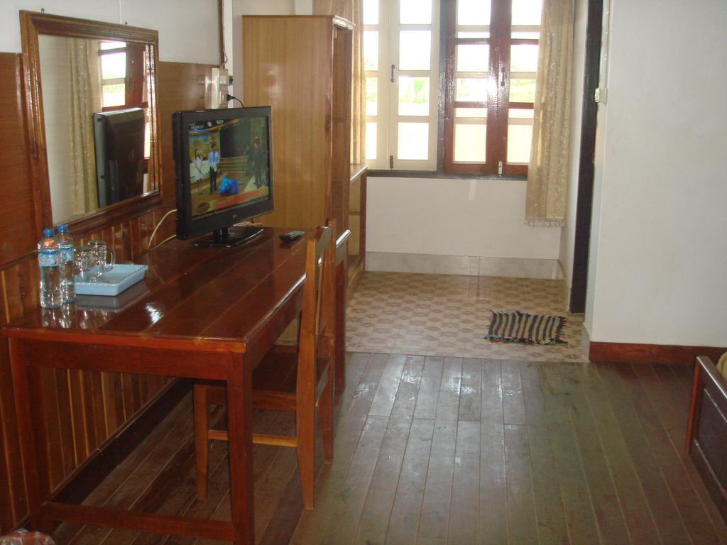Champa Hotel Pakse Esterno foto