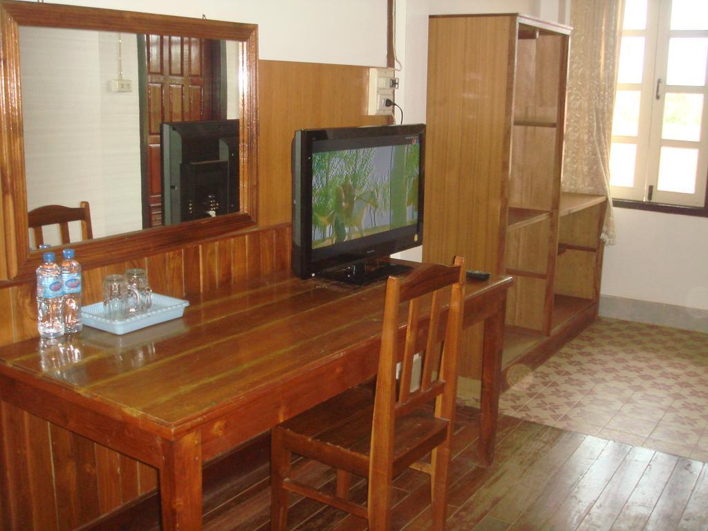 Champa Hotel Pakse Esterno foto